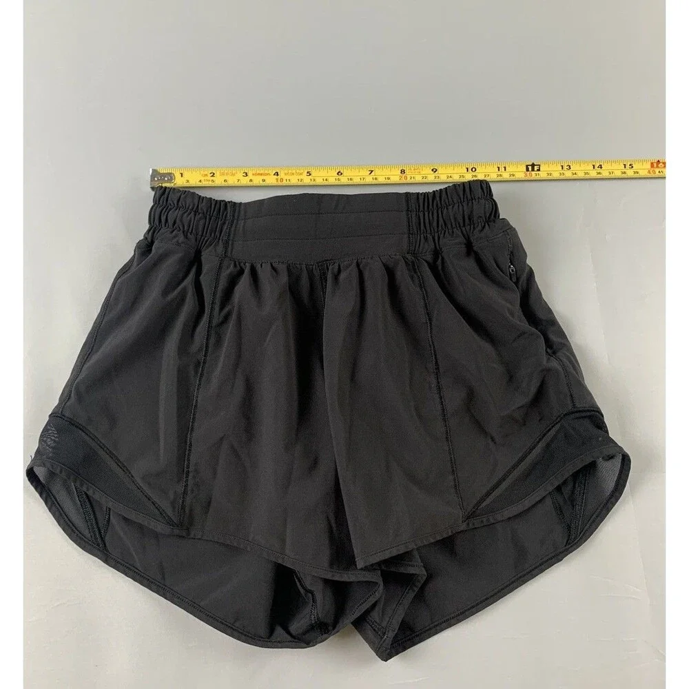 Lululemon Hotty Hot Low-Rise Lined Short 4” inseam Size 2